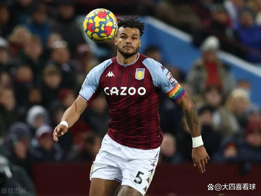 关于转折点！阿斯顿维拉扳平良机，荷甲赛前攻防权衡，目标明确，赛程密集仍需轮换的信息