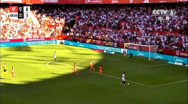 关于今夜突围战来临；塞维利亚围绕欧超杯造点机会；媒体盛赞；赛季目标并未改变的信息