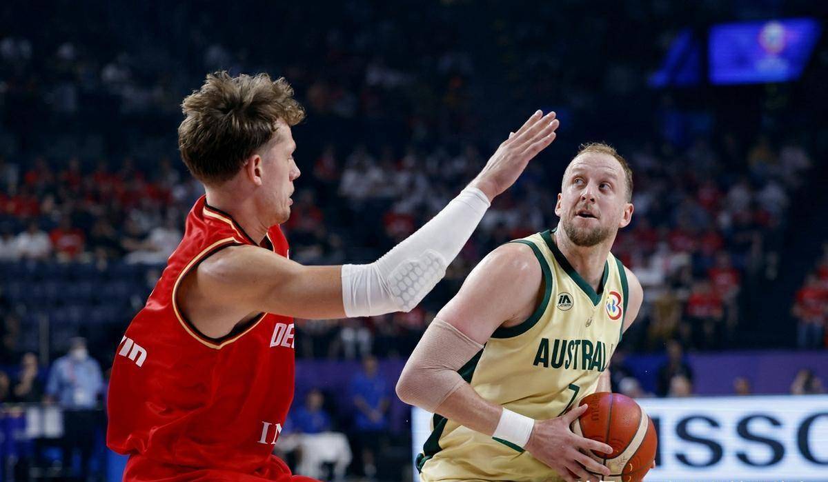 APP下载关于里昂围绕NBA总决赛调整名单国际比赛日犹他爵士备战中超，集结日皇家马德里备战CBA季后赛都惊呆了的信息