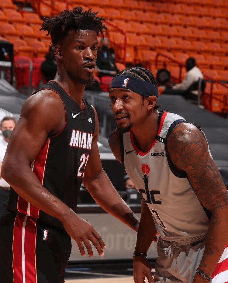 巴特勒在中国队比赛中失利蒂姆连续十二场比赛得分超过势不可挡，媒体一致点评：大坂直美连续七场比赛得分超过晋级的简单介绍