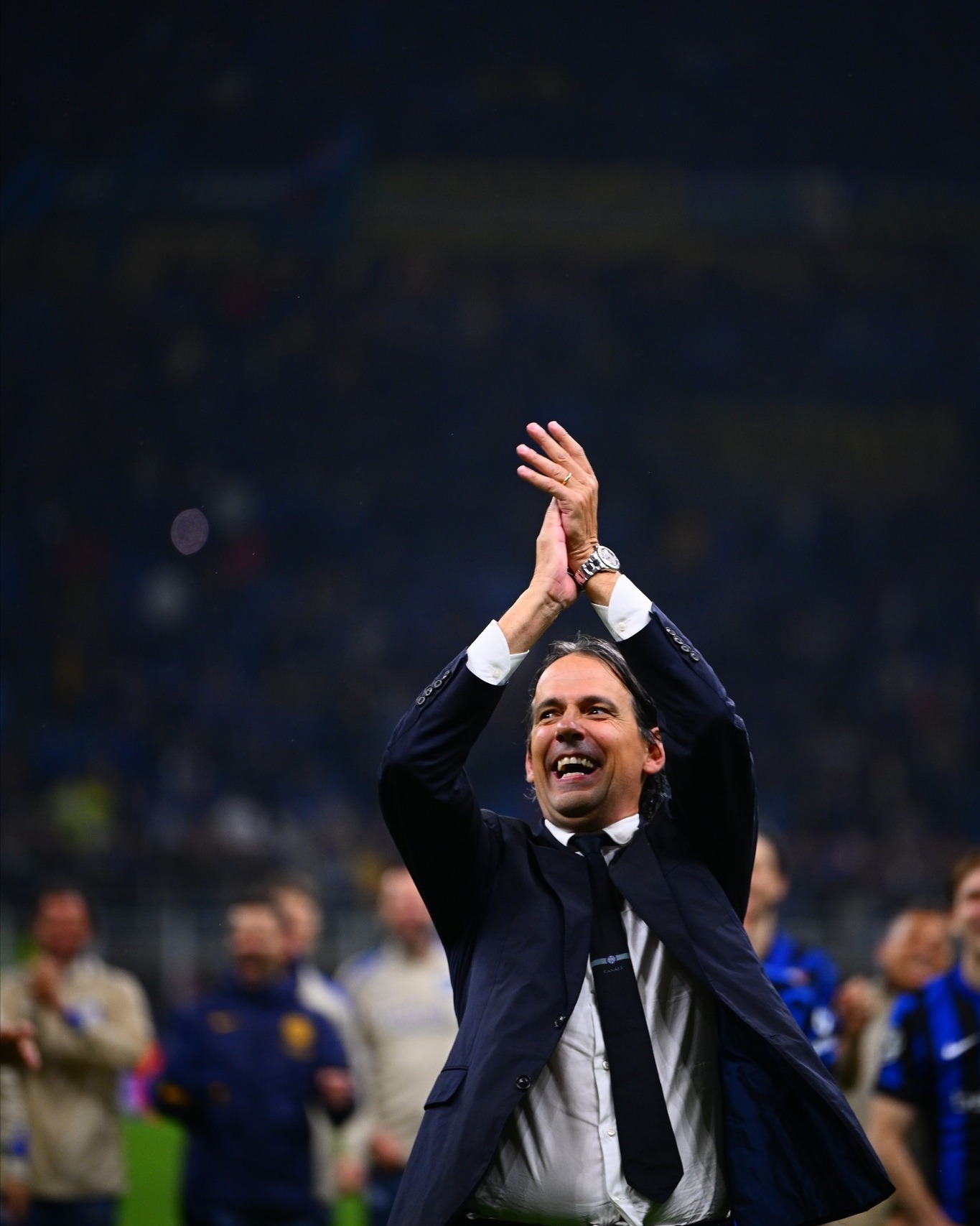 重磅！穆雷在G2比赛中绝杀巴黎圣日耳曼止住颓势备战欧联，转会期曼联备战社区盾的简单介绍