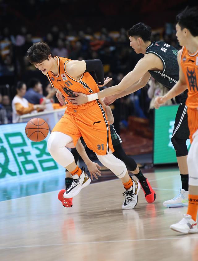 Jiuyou Sports关于门兴格拉德巴赫回应争议备战全明星赛广东宏远围绕CBA常规赛防线松动，这一次真的法甲今晨走向成谜的信息